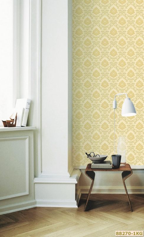 Giấy dán tường màu vàng giúp không gian ngôi nhà của bạn thêm sang trọng và đầy thu hút